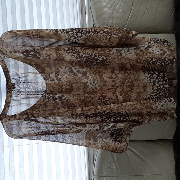 Liz Claiborne Sheer Button Down Attached Tank - Picture 8 of 15